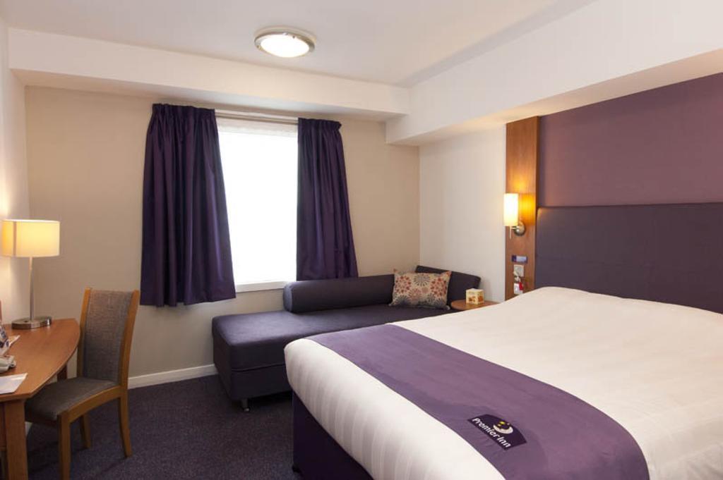 Premier Inn Ashford Central 객실 사진