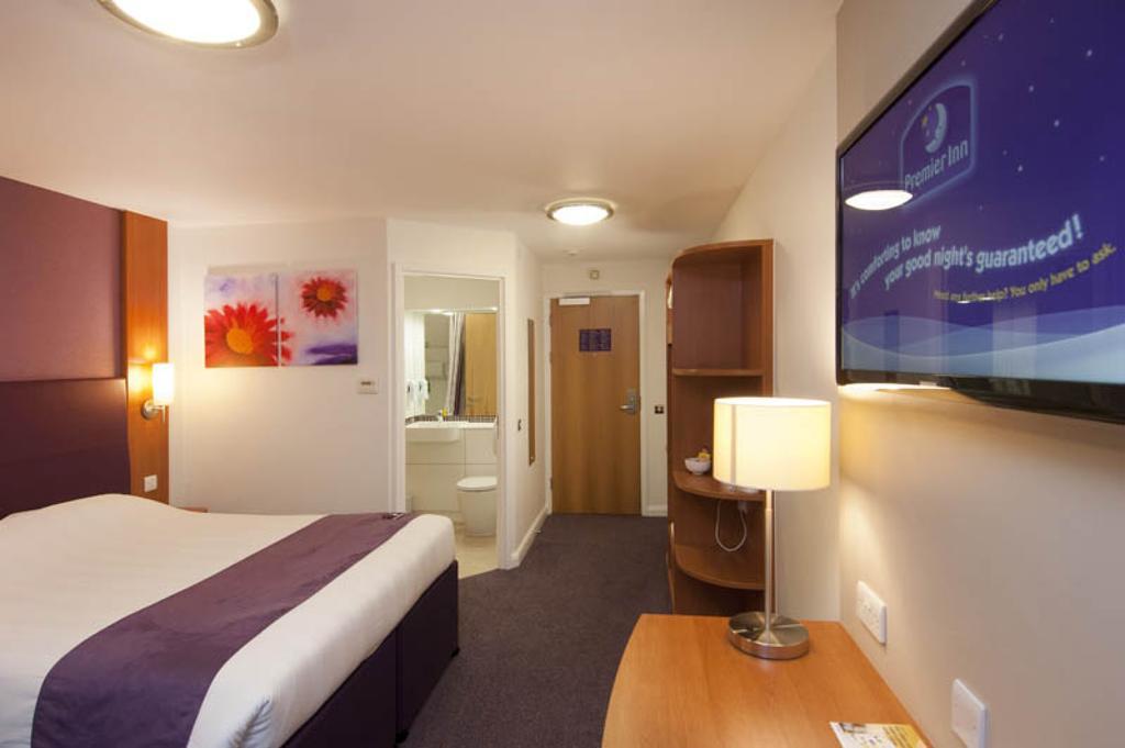 Premier Inn Ashford Central 외부 사진