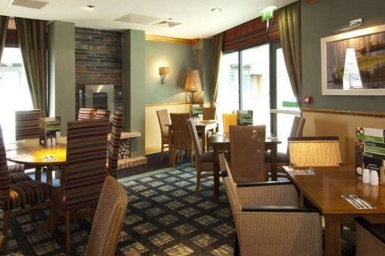 Premier Inn Ashford Central 외부 사진