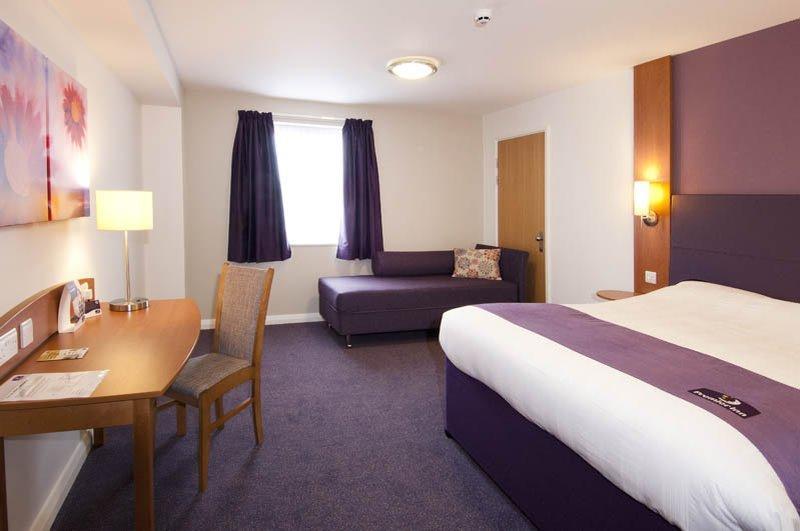 Premier Inn Ashford Central 외부 사진